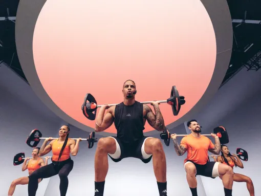 Un cours collectif de Bodypump Lesmils avec coach à Saint-Martin-D'hères, Échirolles, L'Appart Fitness Eybens