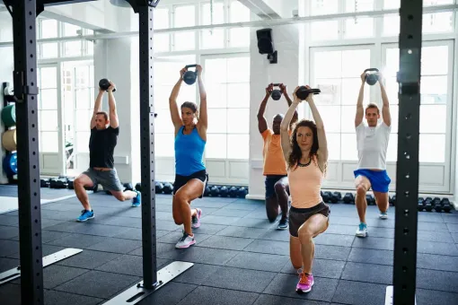 Cours de CROSS TRAINING en salle de sport à Grenoble, Échirolles, L'Appart Fitness Eybens