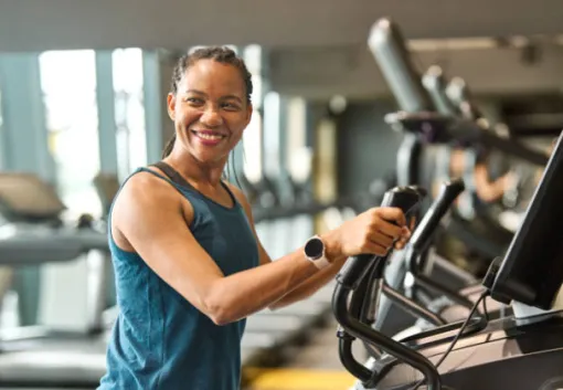 Vélo elliptique en salle de sport à Grenoble, Échirolles, L'Appart Fitness Eybens