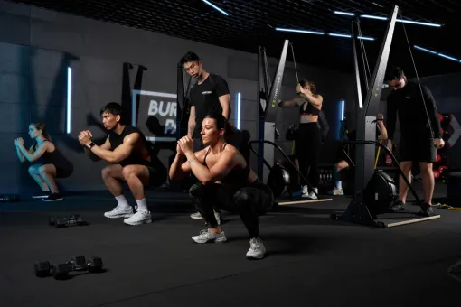 Cours collectifs d'hyrox à Saint Martin D'hères, Échirolles, L'Appart Fitness Eybens