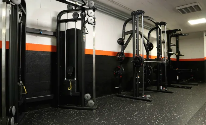 Découvrez le plateau musculation cardio à L'Appart Fitness Eybens salle de sport proche d' Echirolles, Échirolles, L'Appart Fitness Eybens