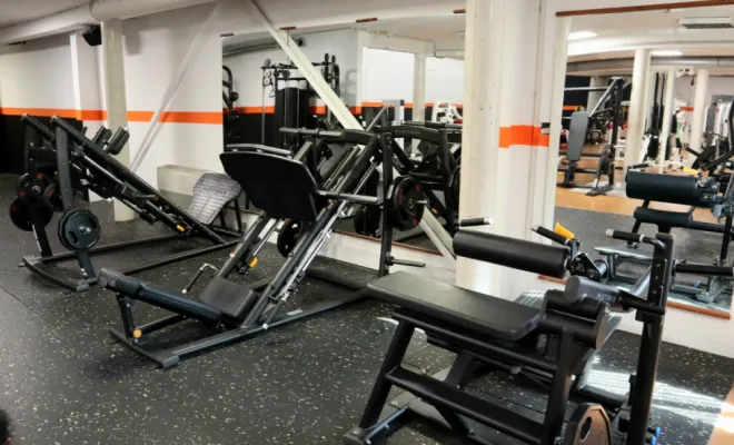 Découvrez le plateau musculation cardio à L'Appart Fitness Eybens salle de sport proche d' Echirolles, Échirolles, L'Appart Fitness Eybens